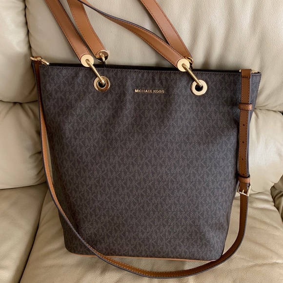 LARGE MICHAEL KORS AUTHENTIC TOTE LIKE NEW IN EUC - Picture 2 of 8